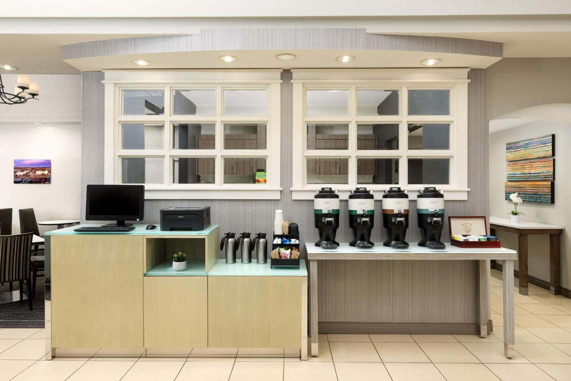 ווסט דה מוין Residence Inn Des Moines West At Jordan Creek Town Center מראה חיצוני תמונה
