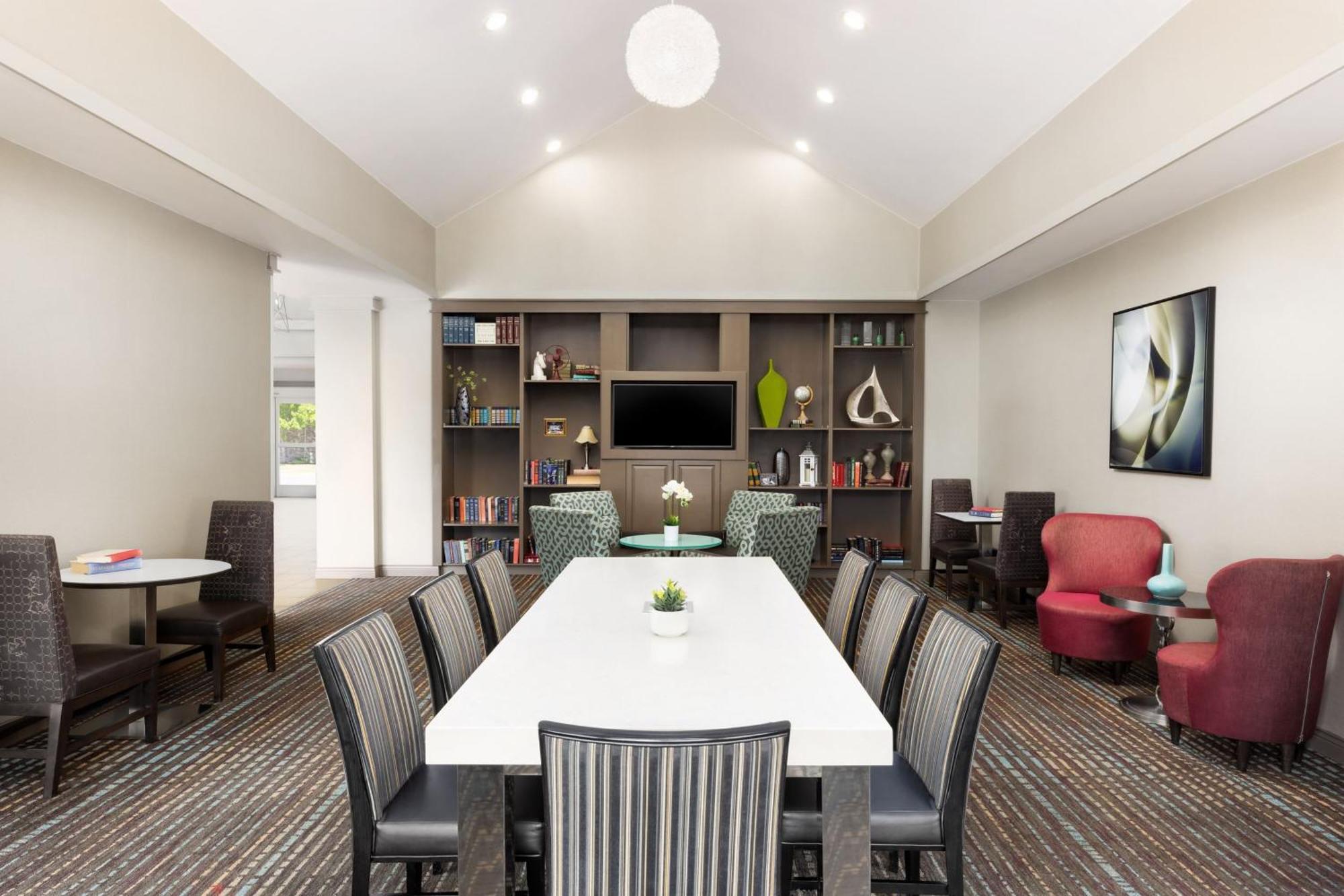 ווסט דה מוין Residence Inn Des Moines West At Jordan Creek Town Center מראה חיצוני תמונה