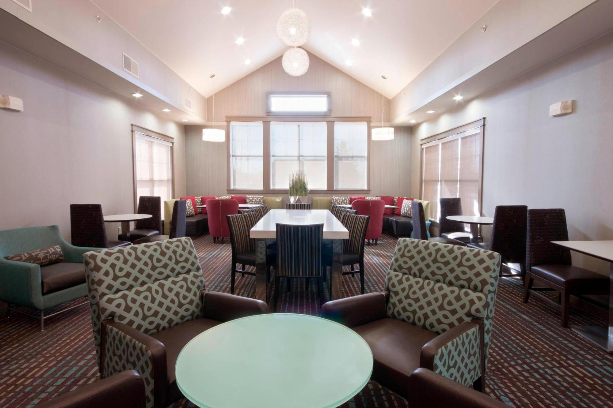 ווסט דה מוין Residence Inn Des Moines West At Jordan Creek Town Center מראה חיצוני תמונה