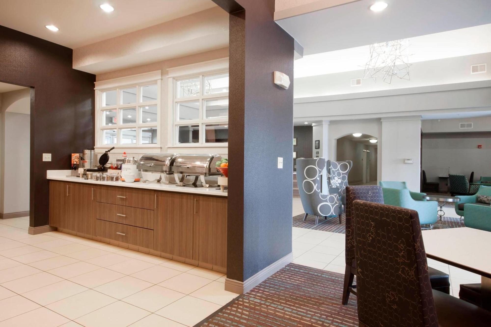 ווסט דה מוין Residence Inn Des Moines West At Jordan Creek Town Center מראה חיצוני תמונה