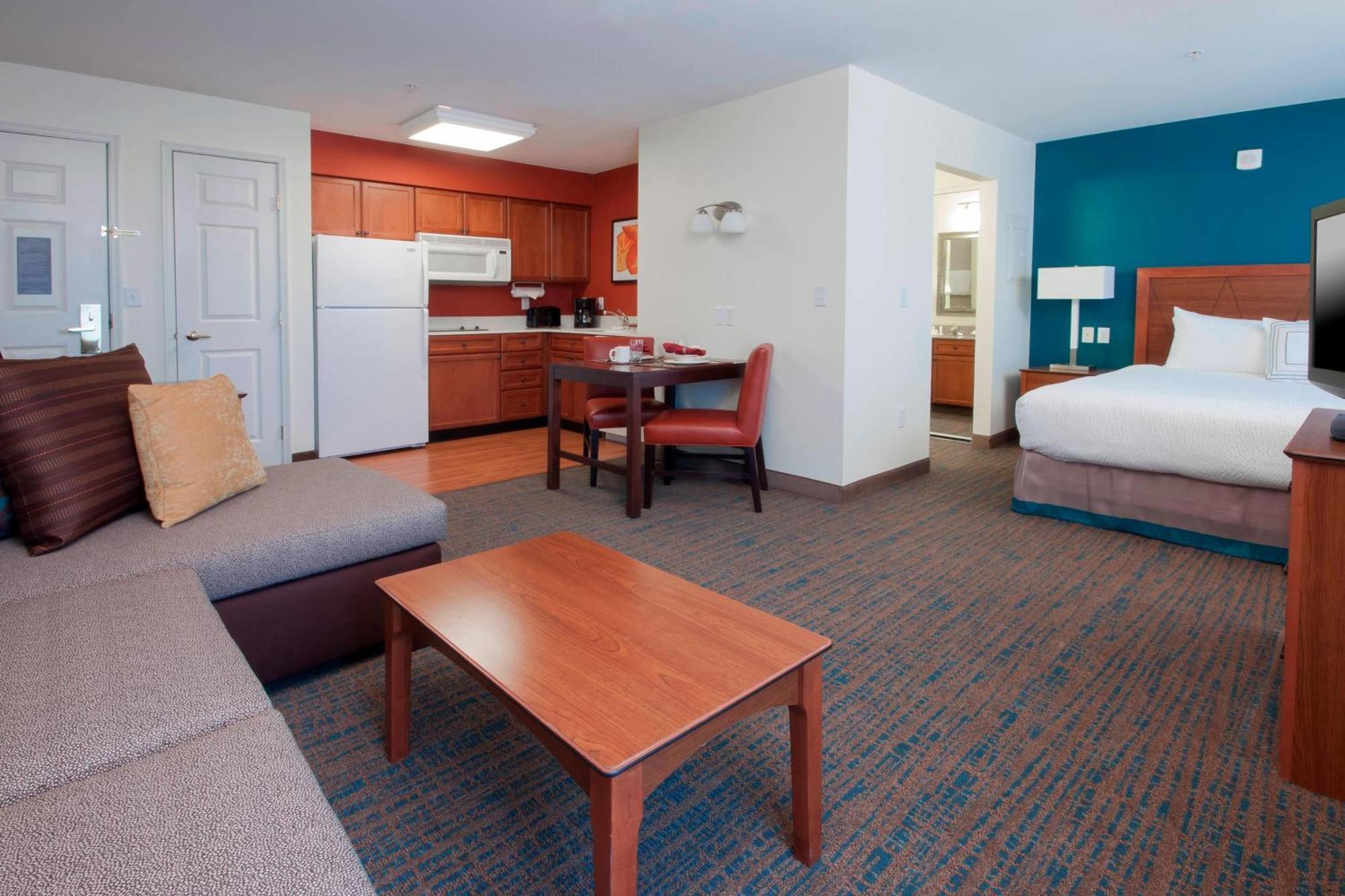 ווסט דה מוין Residence Inn Des Moines West At Jordan Creek Town Center מראה חיצוני תמונה
