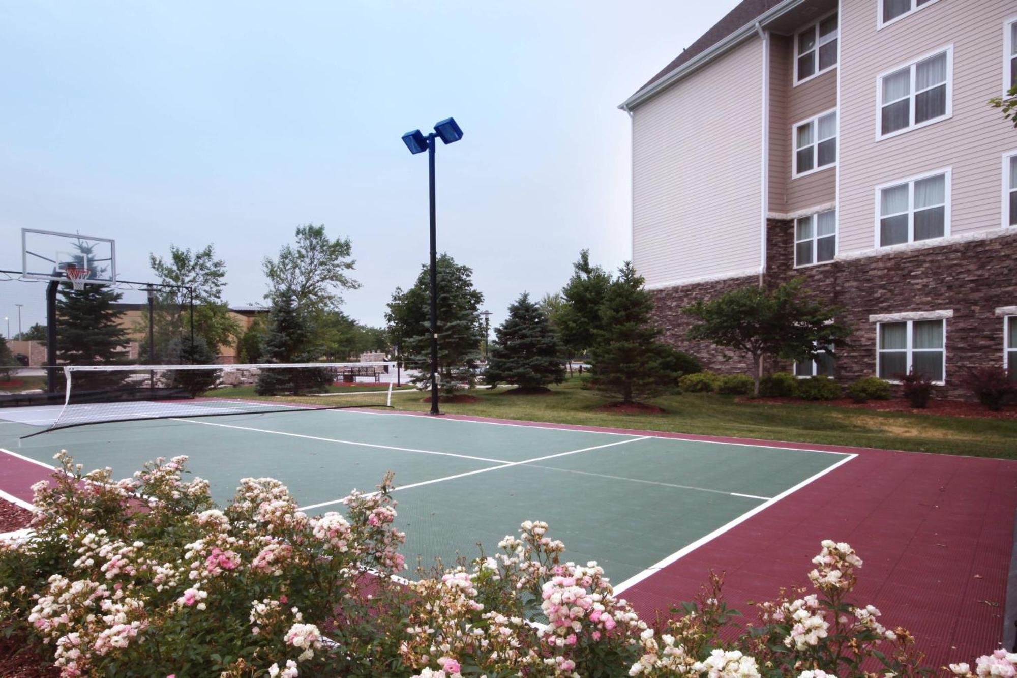ווסט דה מוין Residence Inn Des Moines West At Jordan Creek Town Center מראה חיצוני תמונה