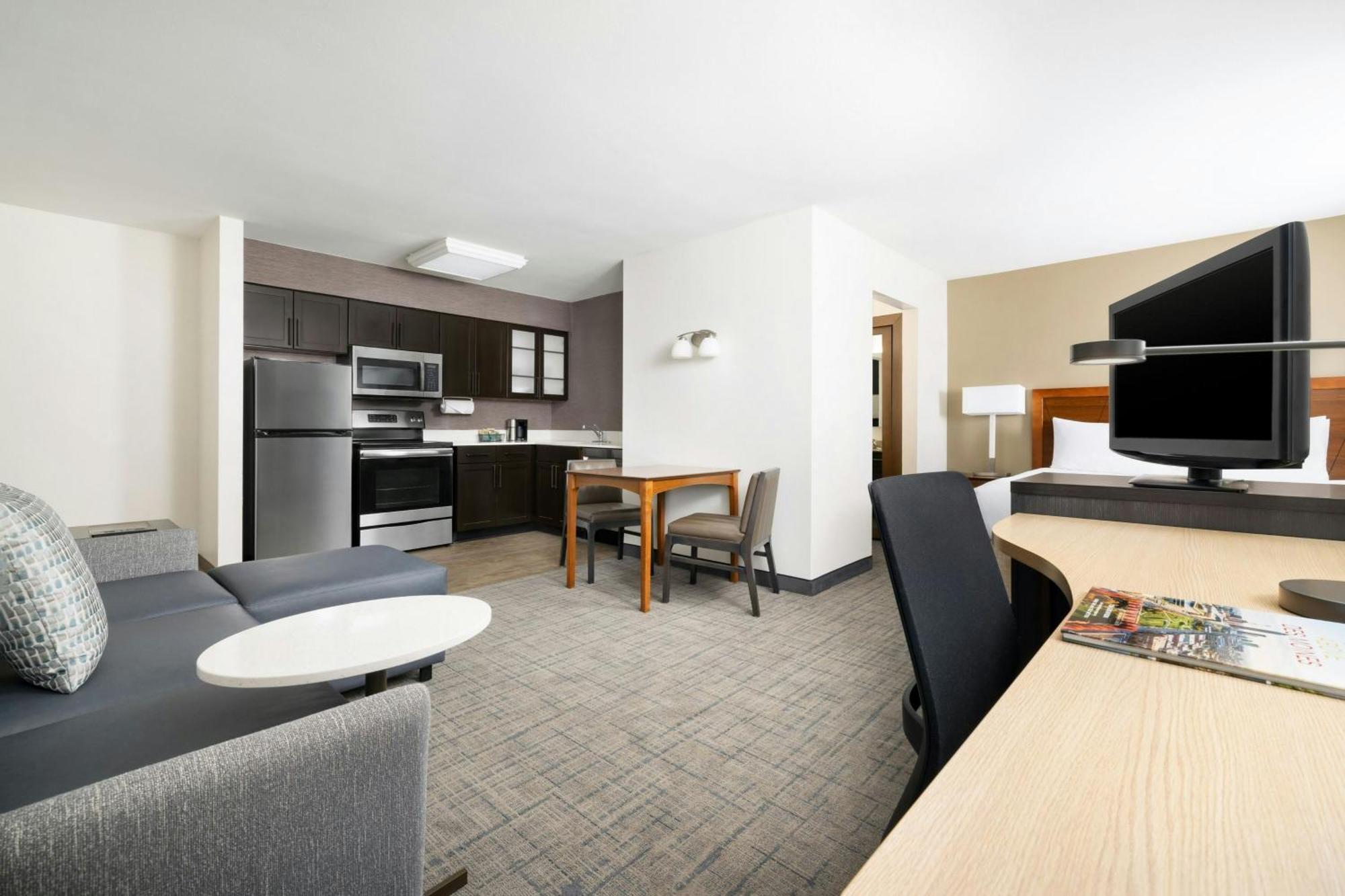 ווסט דה מוין Residence Inn Des Moines West At Jordan Creek Town Center מראה חיצוני תמונה