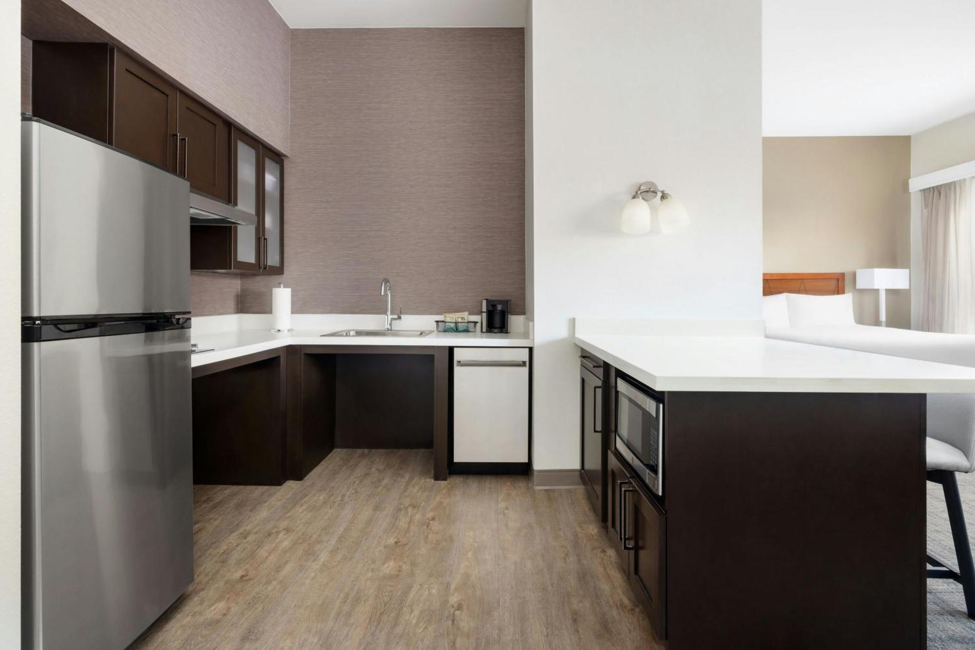 ווסט דה מוין Residence Inn Des Moines West At Jordan Creek Town Center מראה חיצוני תמונה